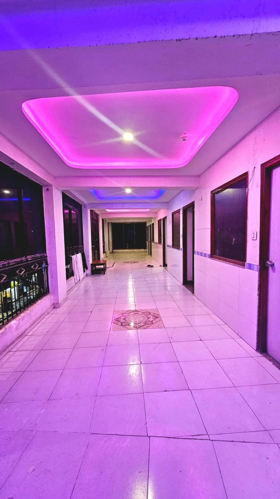 Hotel Runway Inn Ahmedabad Esterno foto